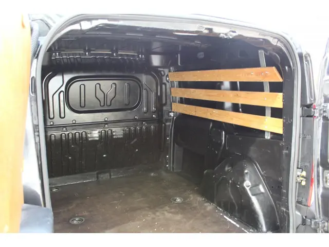 Fiat Doblò Cargo 1.3 MJ L1H1 Actual 2017 Diesel 16