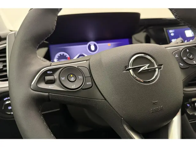 Opel Grandland 1.2 Turbo 130Pk GS Light 2024 Benzine 18