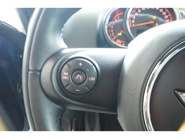 MINI Countryman Mini 1.5 Cooper Chili 2018 Benzine 17