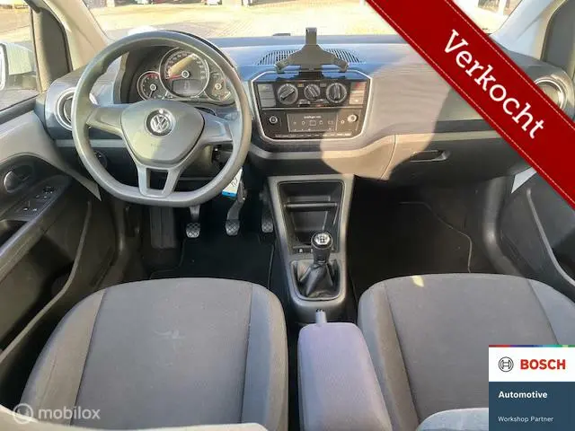 Volkswagen up! 1.0 BMT move up! 2016 Benzine 7