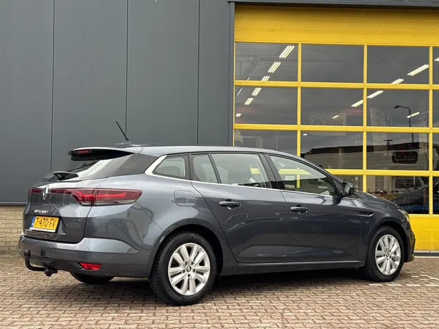 Renault Mégane Estate 1.3 TCe 140 Equilibre 2023 Benzine 4