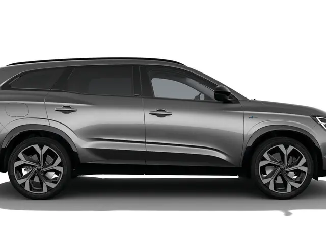 Renault Espace esprit Alpine 2025 Hybride Benzine 12