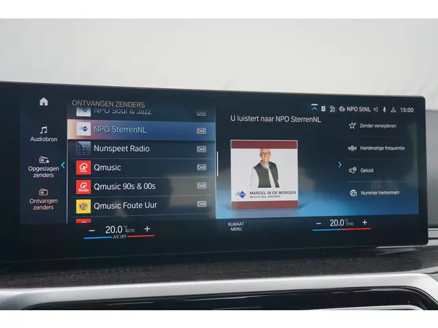 BMW 3 Serie 330e 2023 Hybride Benzine 19