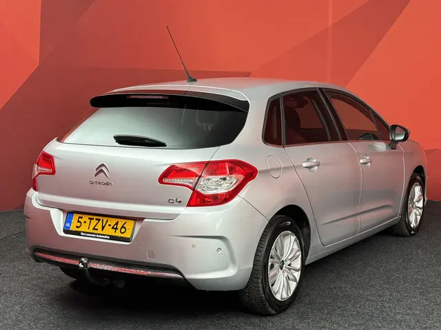 Citroën C4 1.2 PureTech Exclusive 2014 Benzine 2