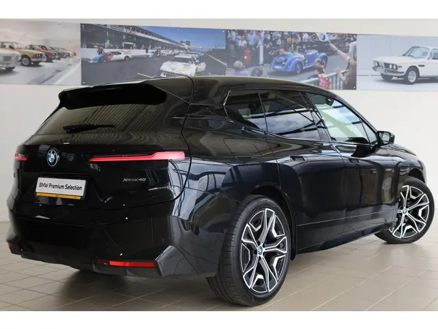 BMW iX xDrive40 2024 Elektrisch 2