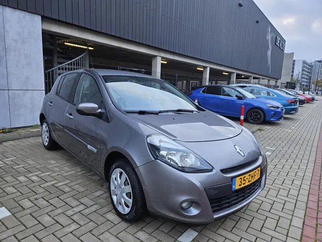 Renault Clio 1.2 16V NAP Airco Cruise 2012 Benzine 4
