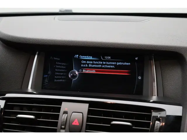 BMW X3 sDrive20i High Executive 2016 Benzine 13