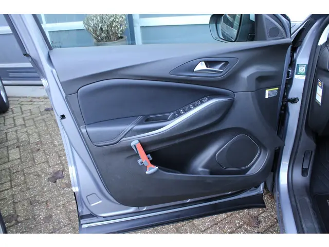 Opel Grandland X 1.2 Turbo Innovation 2020 Benzine 18