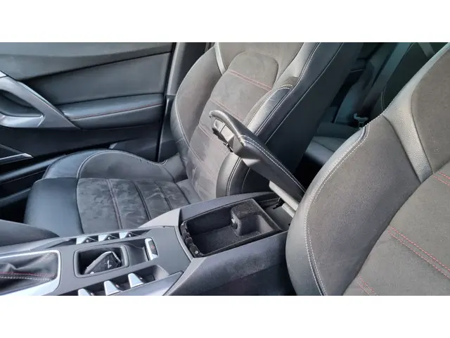 DS DS 5 1.6 THP Performance Line 2018 Benzine 22