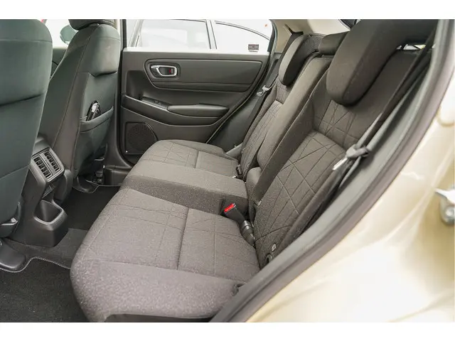 Honda HR-V 1.5i e:HEV ELEGANCE 2022 Hybride Benzine 29