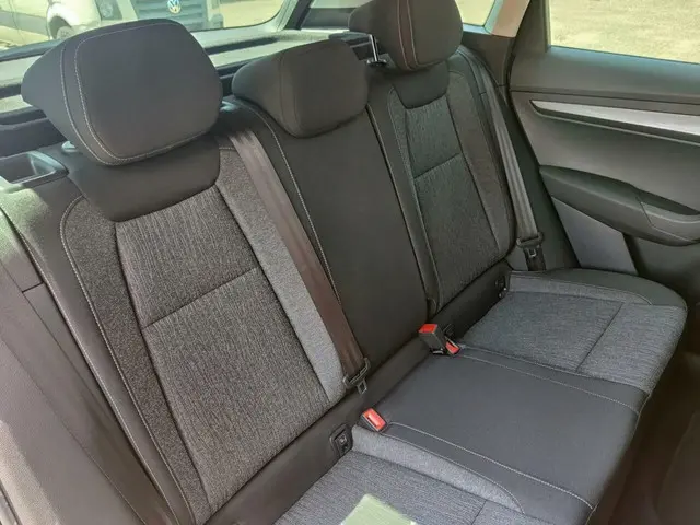 Škoda Karoq TSI Clever Edition 2018 Benzine 10