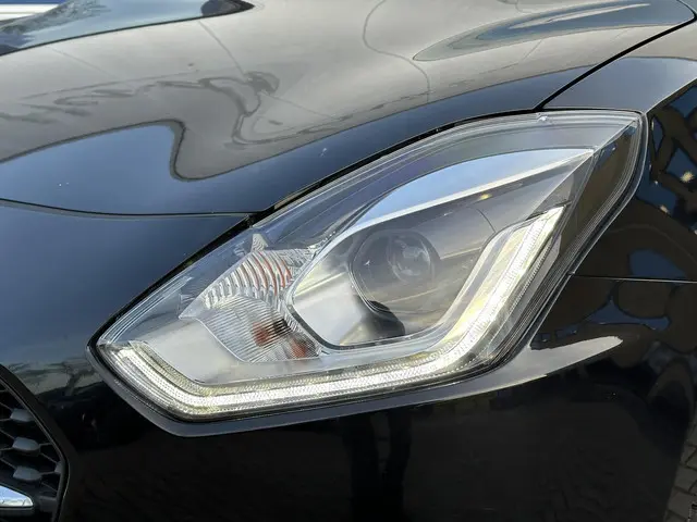 Suzuki Swift 1.2 SPORT Smart Hybrid 2020 Benzine 28