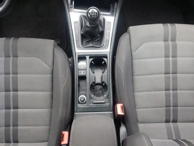 Volkswagen Golf 1.0 TSI Comfortline 2016 Benzine 18