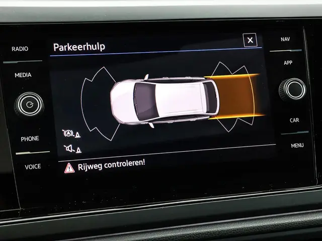 Volkswagen Taigo 1.0 TSI 115pk DSG R-Line 2024 Benzine 8