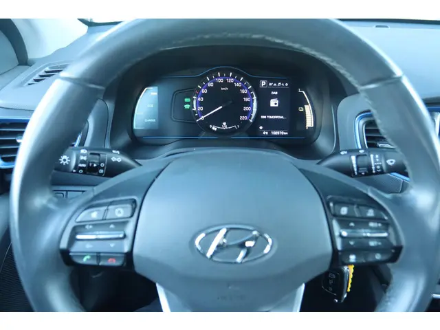 Hyundai IONIQ 1.6 GDi I-MOTION AUT. 2017 Hybride Benzine 23
