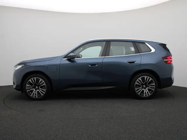 BMW X3 30e xDrive 2025 Hybride Benzine 4