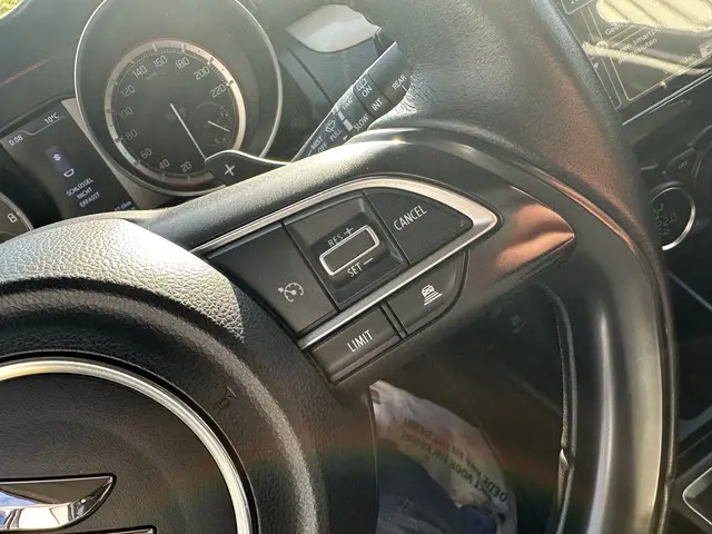 Suzuki Swift 1.0 Stijl , AUTOMAAT 2019 Benzine 13