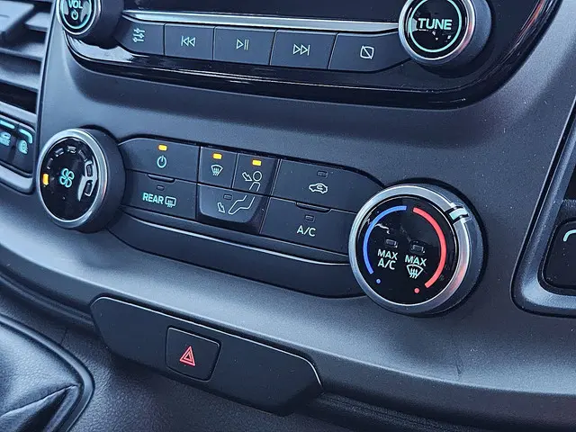 Ford Transit Custom 2.0 2023 Diesel 10