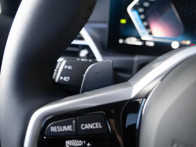 BMW 3 Serie Sedan 330e 2026 Hybride Benzine 28