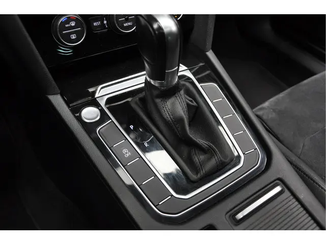 Volkswagen Passat Variant 1.4 TSI ACT 2018 Benzine 22