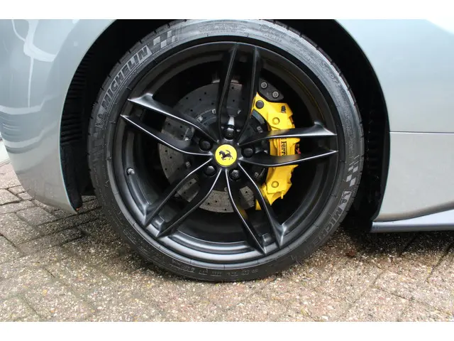 Ferrari 488 3.9 GTB HELE 2018 Benzine 13