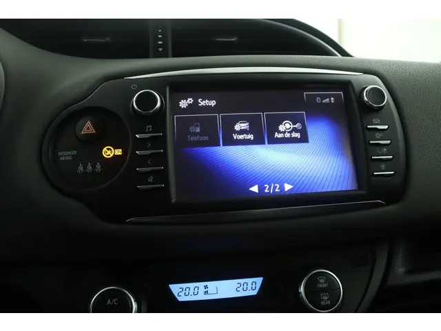 Toyota Yaris 1.5 Hybrid Energy 2018 Hybride Benzine 54