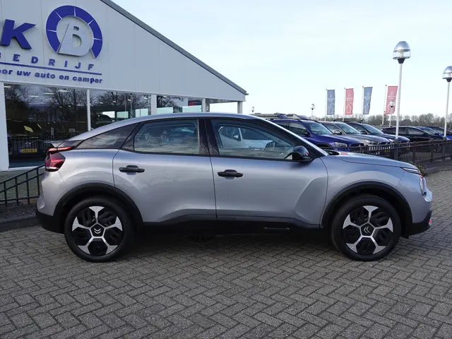 Citroën C4 1.2 Puretech 100PK Feel 2021 Benzine 2