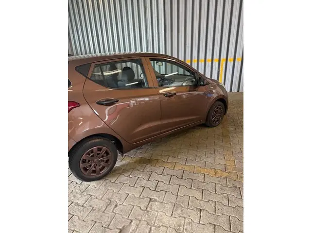 Hyundai i10 1.0i i-Motion Comfort 2017 Benzine 4