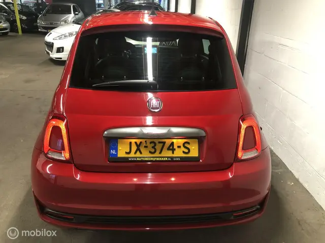 Fiat 500 0.9 TwinAir Turbo Lounge 2016 Benzine 9