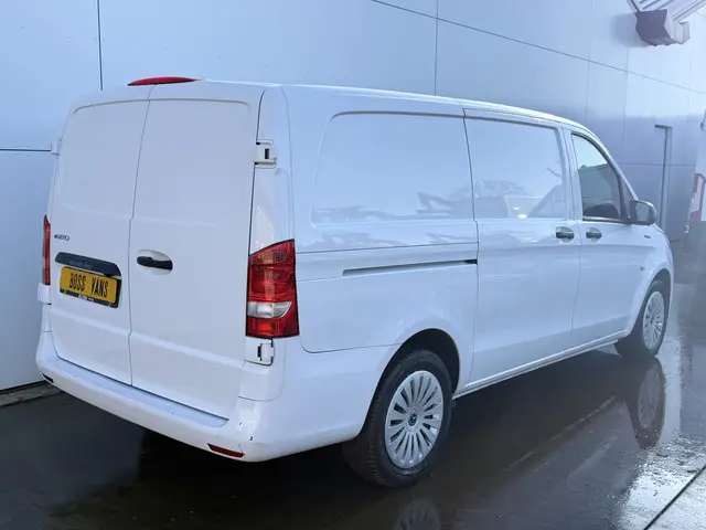 Mercedes-Benz eVito 112 66kWh 2022 Elektrisch 4