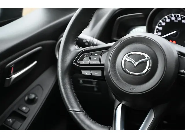 Mazda 2 Skyactiv-G 75 6MT Comfort 2021 Benzine 16
