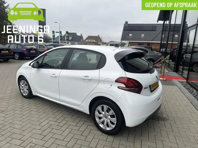 Peugeot 208 1.2 PureTech Active|Airco|Navi|NAP 2015 Benzine 8