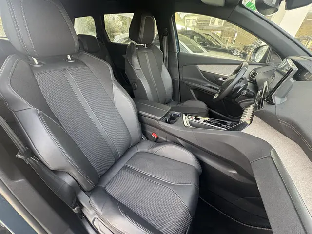 Peugeot 5008 1.2 PureTech GT 2024 Benzine 5