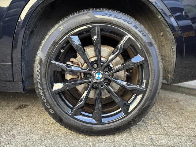 BMW X3 xDrive20i High Executive | M-Sport | 2018 Benzine 25