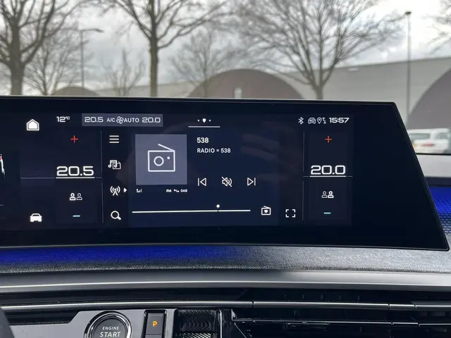 Peugeot e-3008 GT Avantage 210 73 kWh 2024 Elektrisch 23