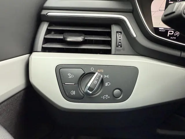 Audi A4 Avant 40 TFSI Advanced Edition 2022 Benzine 27