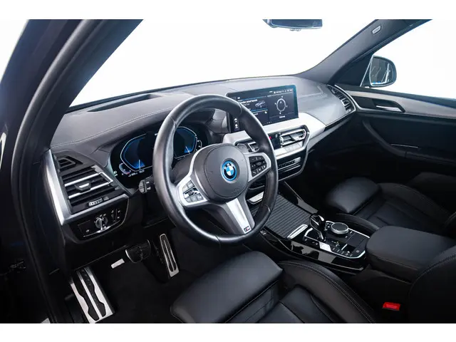 BMW X3 xDrive30e High Executive 2022 Hybride Benzine 47