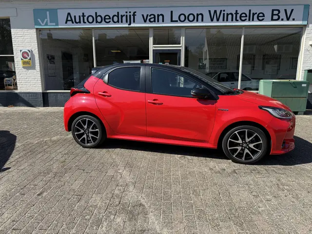 Toyota Yaris 1.5 Hybrid Executive 2021 Hybride Benzine