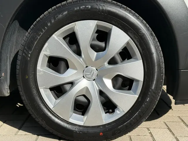 Citroën C4 Cactus 1.2 PureTech Feel 2016 Benzine 7