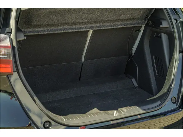 Honda Jazz 1.5i e:HEV EXECUTIVE 2022 Hybride Benzine 34