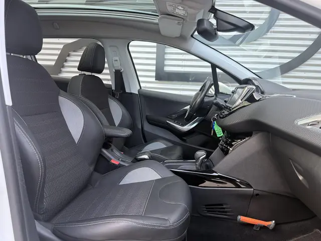 Peugeot 2008 1.2 PureTech Allure 2017 Benzine 11