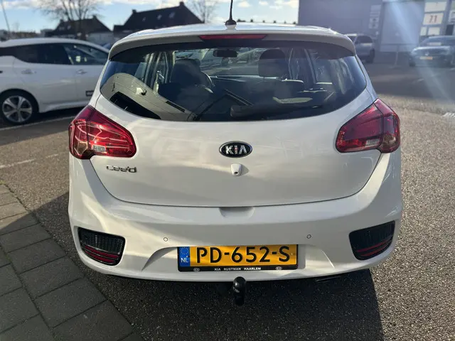 Kia cee'd 1.0 T-GDi Navigator 2017 Benzine 8