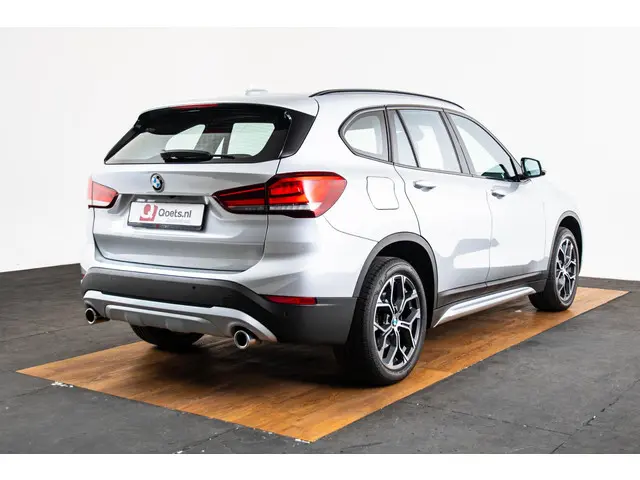 BMW X1 sDrive20i 2020 Benzine 10