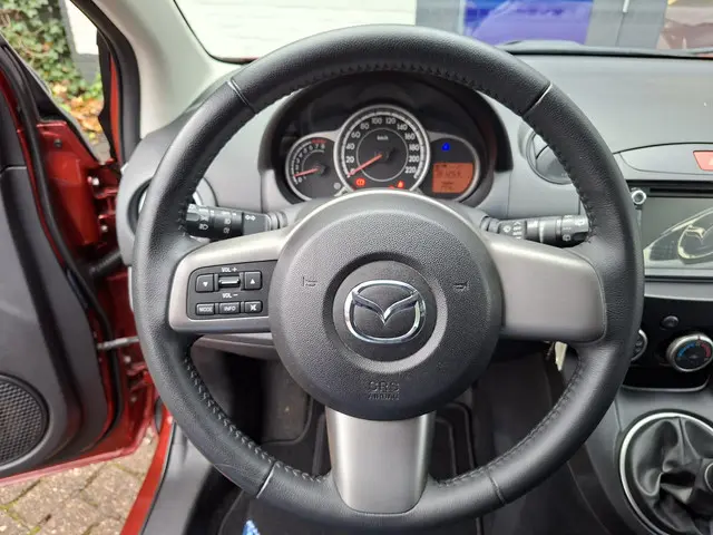 Mazda 2 1.3 Hanabi 2013 Benzine 10