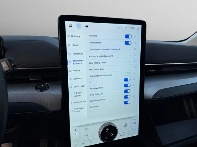 Ford Mustang Mach-E Extended RWD 98 kWh 2021 Elektrisch 8