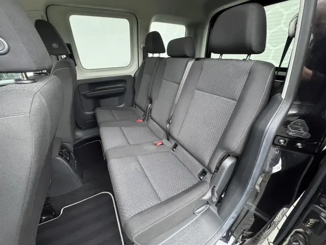 Volkswagen Caddy Maxi 2.0 TDI Trendline 5p 2016 Diesel 8