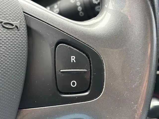 Renault Clio Estate 0.9 TCe Night&Day 2015 Benzine 17