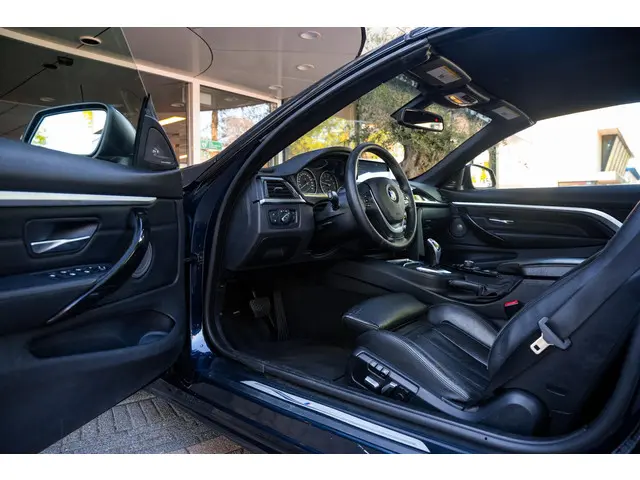 BMW 4 Serie Cabrio 428i Essential 2016 Benzine 2