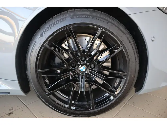 BMW M5 Sedan 2025 Hybride Benzine 6