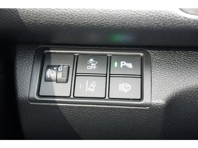 Honda Civic 1.0 i-VTEC Elegance 2018 Benzine 30